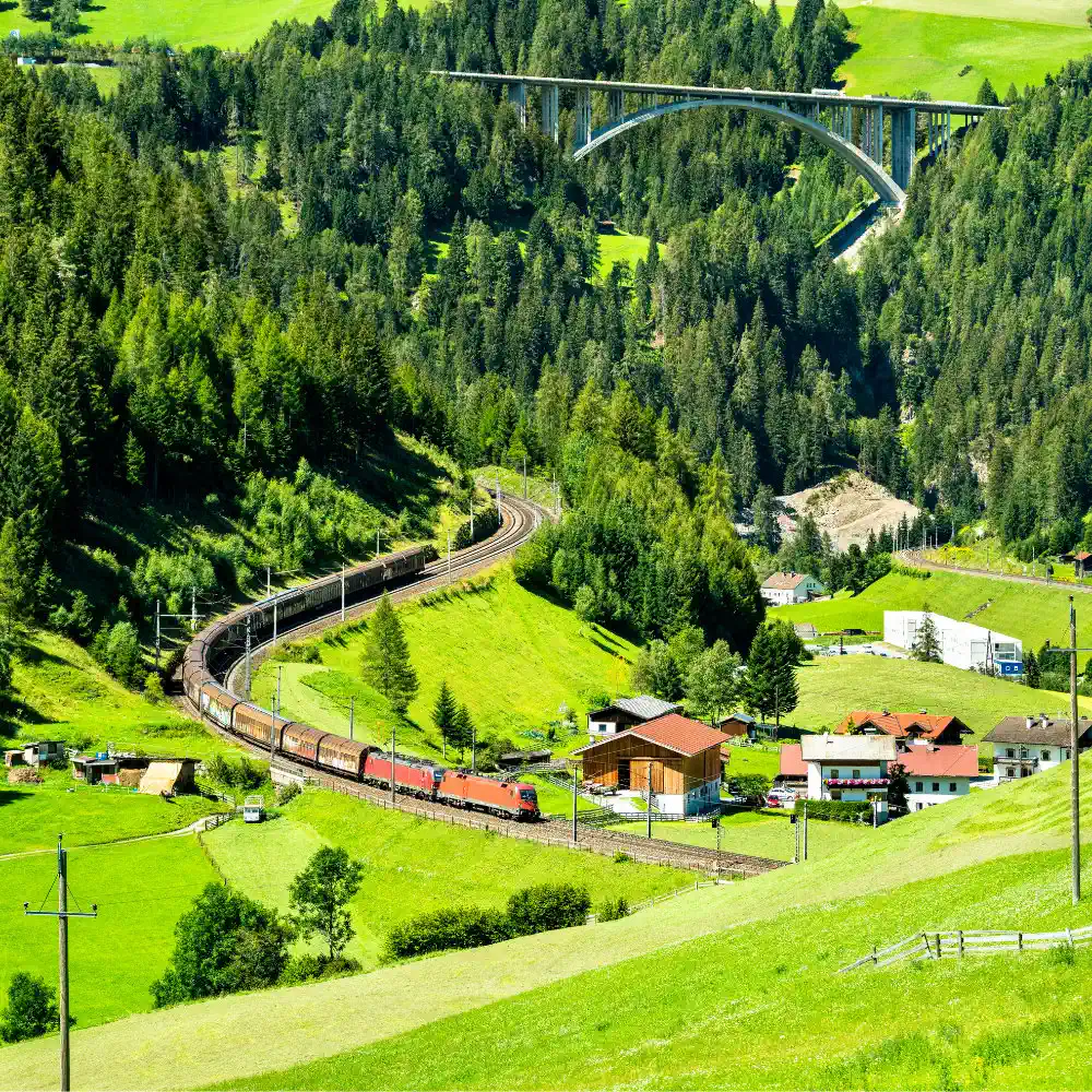 Trenes a Brennero desde € 9.99, image size:1000x1000